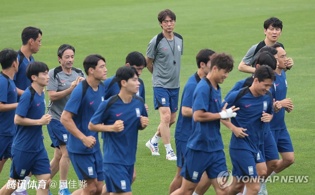 半岛体育地址-东亚杯决赛拉开帷幕，韩国队锁定冠军梦想的简单介绍