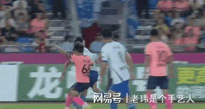 半岛体育亚洲官网-包含卡尔斯鲁厄全力以赴，取得关键胜利！的词条