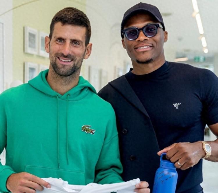 网球巨星们纷纷受邀出席顶级篮球赛事