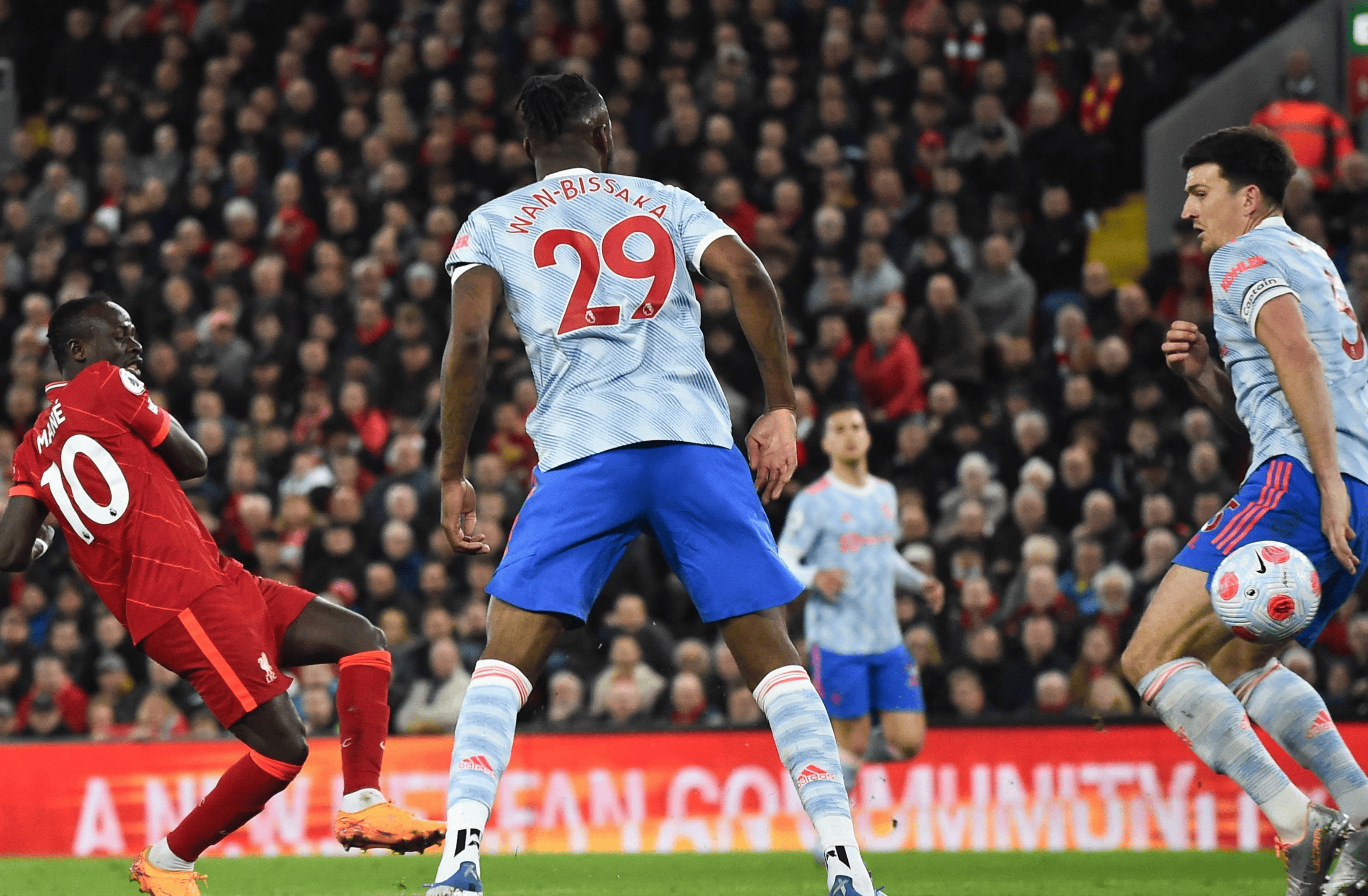 曼城逆袭利物浦，成功夺得欧冠冠军