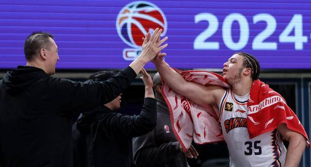 上海男篮遭遇失利，寻找反击之路的简单介绍