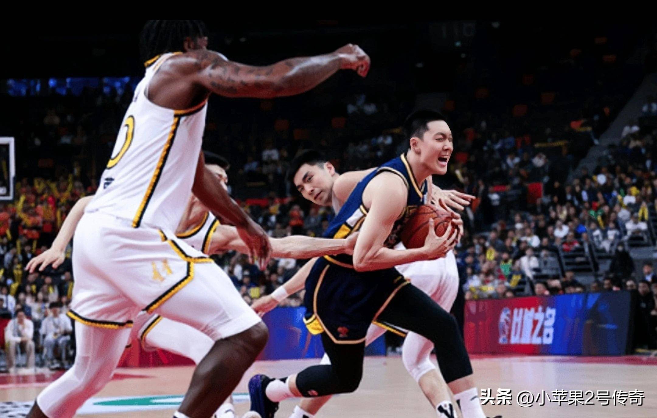 河南明星球员砍下三双，全队大胜辽宁