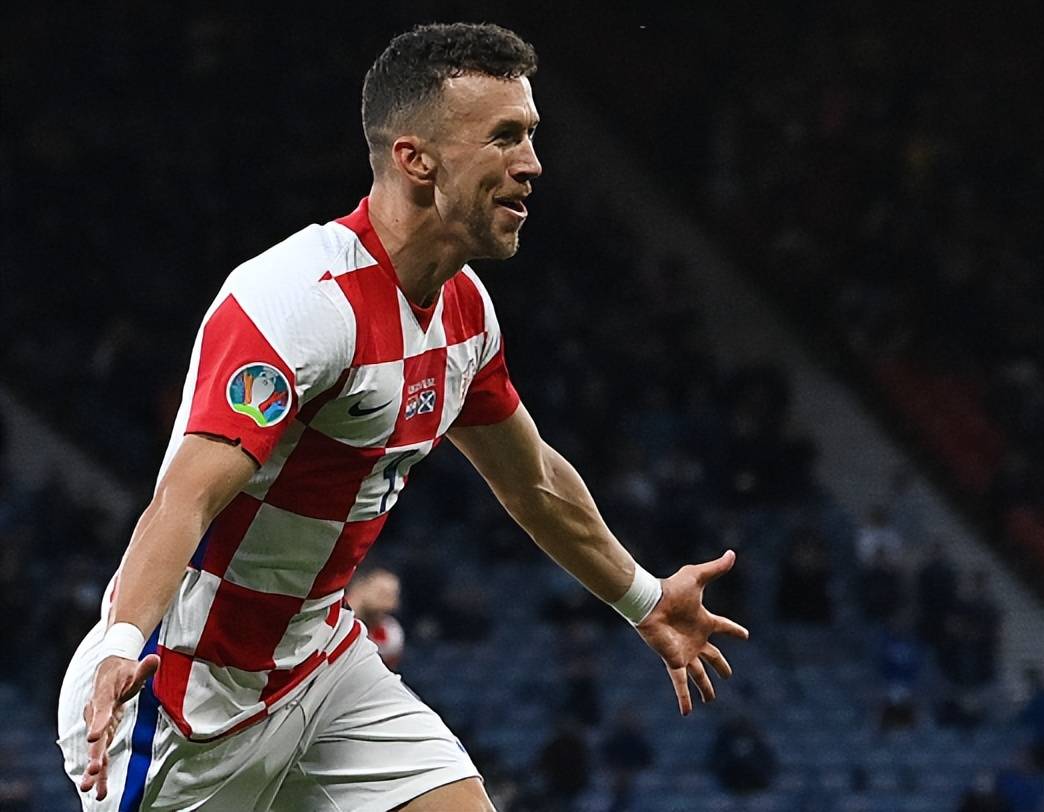 半岛体育新闻-包含克罗地亚负于捷克，佩里西奇失点灰头的词条